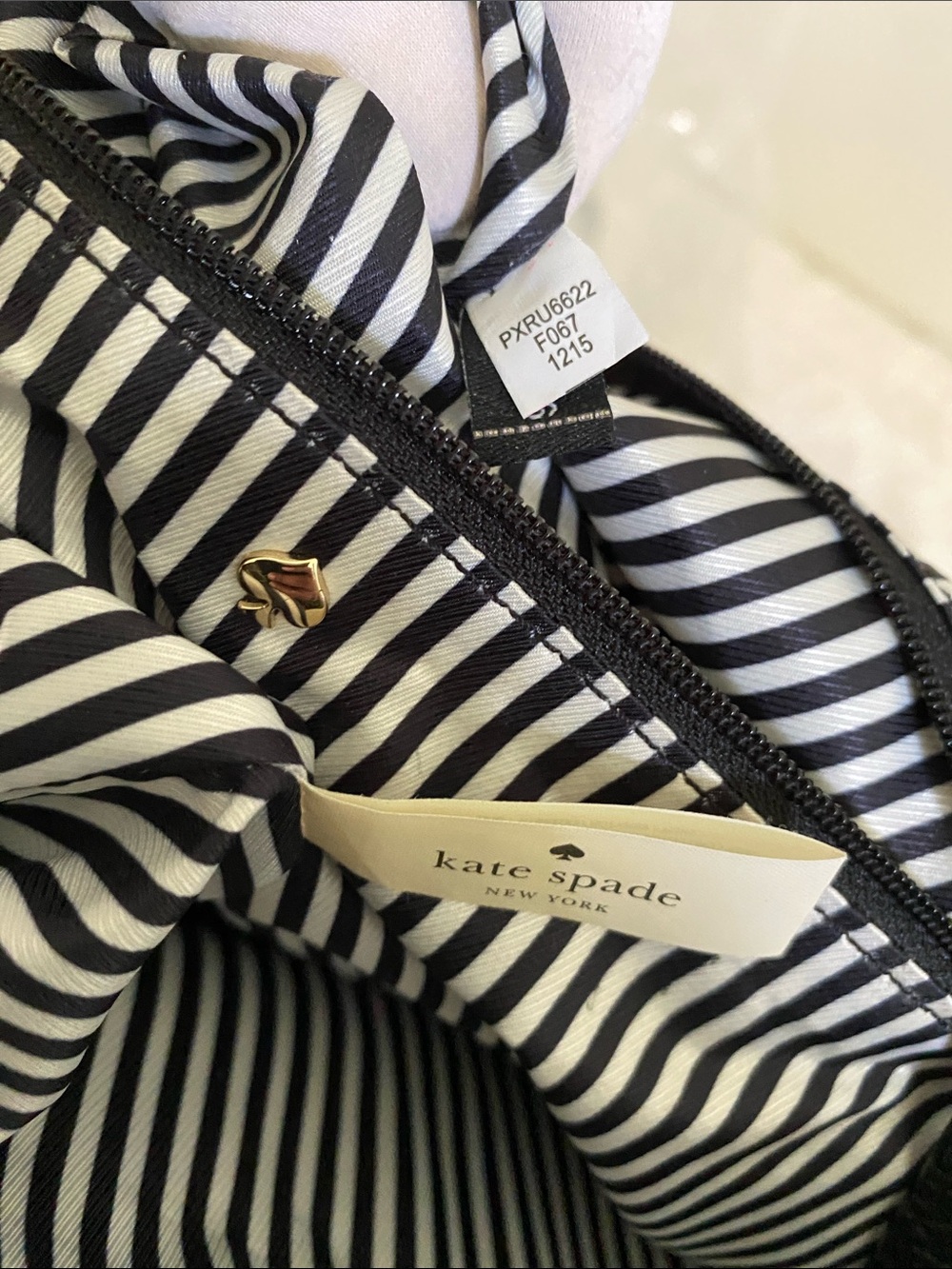 Kate Spade New York Prospect Place Kaia Hobo-Style Shoulder Bag in Black - Picture 10 of 17